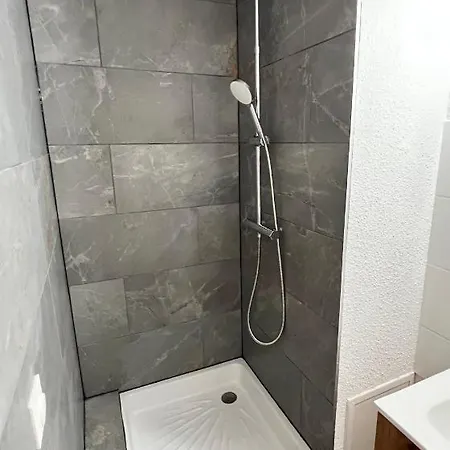 Grand Cosy Et Renove - Vue Montagne Apartment